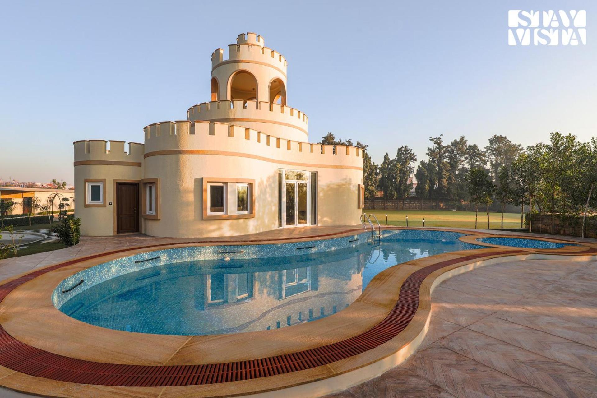 ג'איפור Stayvista'S Mystic Castle With Terrace, Swimming Pool, Lawn With Gazebo מראה חיצוני תמונה